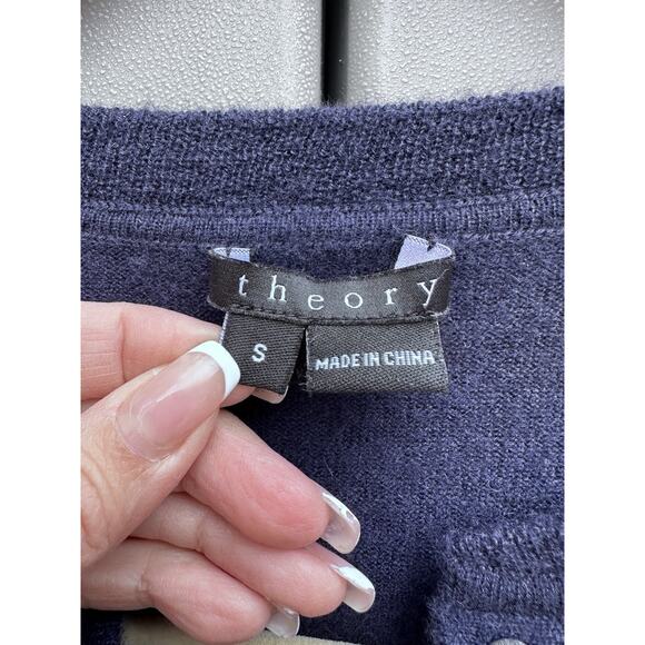 Theory Cashmere Henley Cashmere Sweater Sz S Slim Fit Navy Blue Minimalist READ - Picture 11 of 15